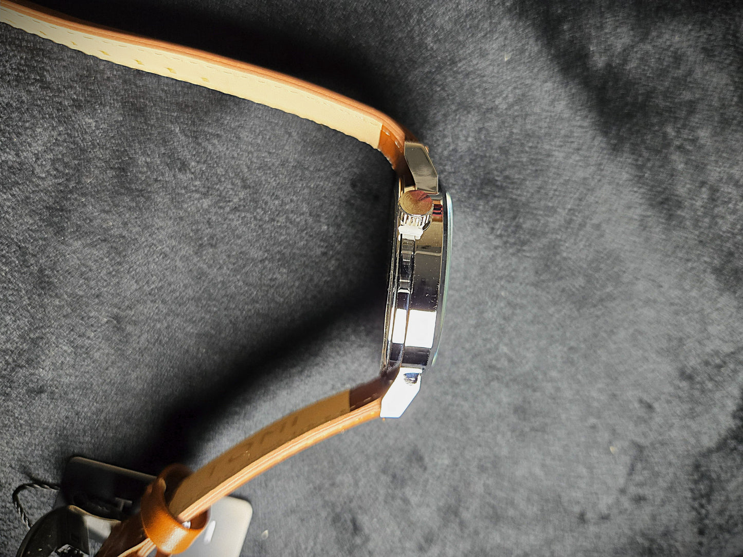 TOMI Dark Grey Round