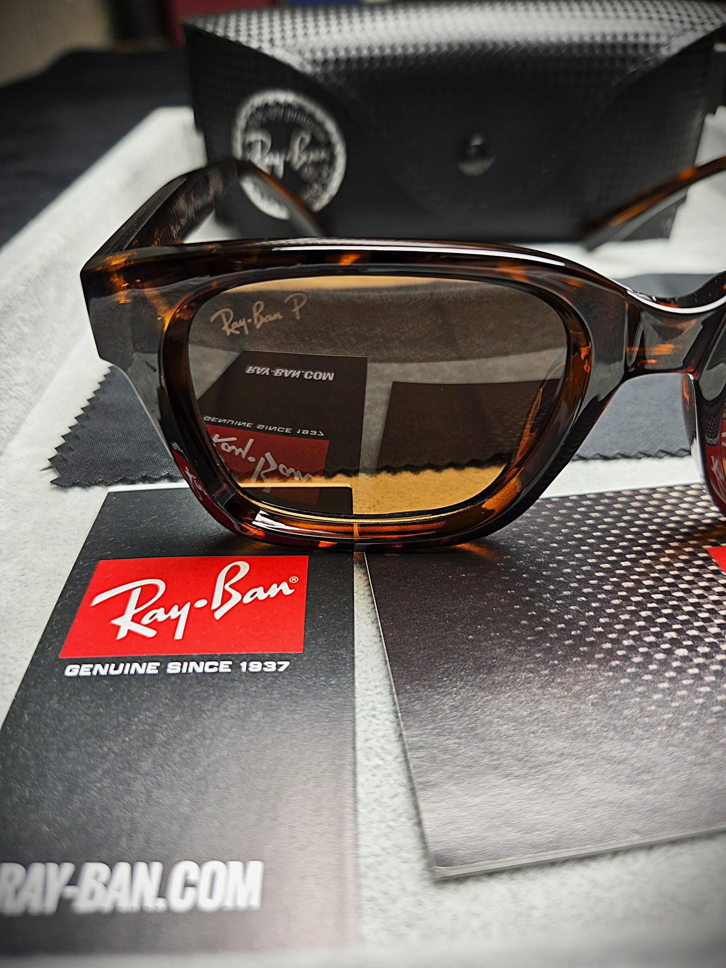 Ray-Ban Brown Lenses Eyeglasses with Dark Brown Frame