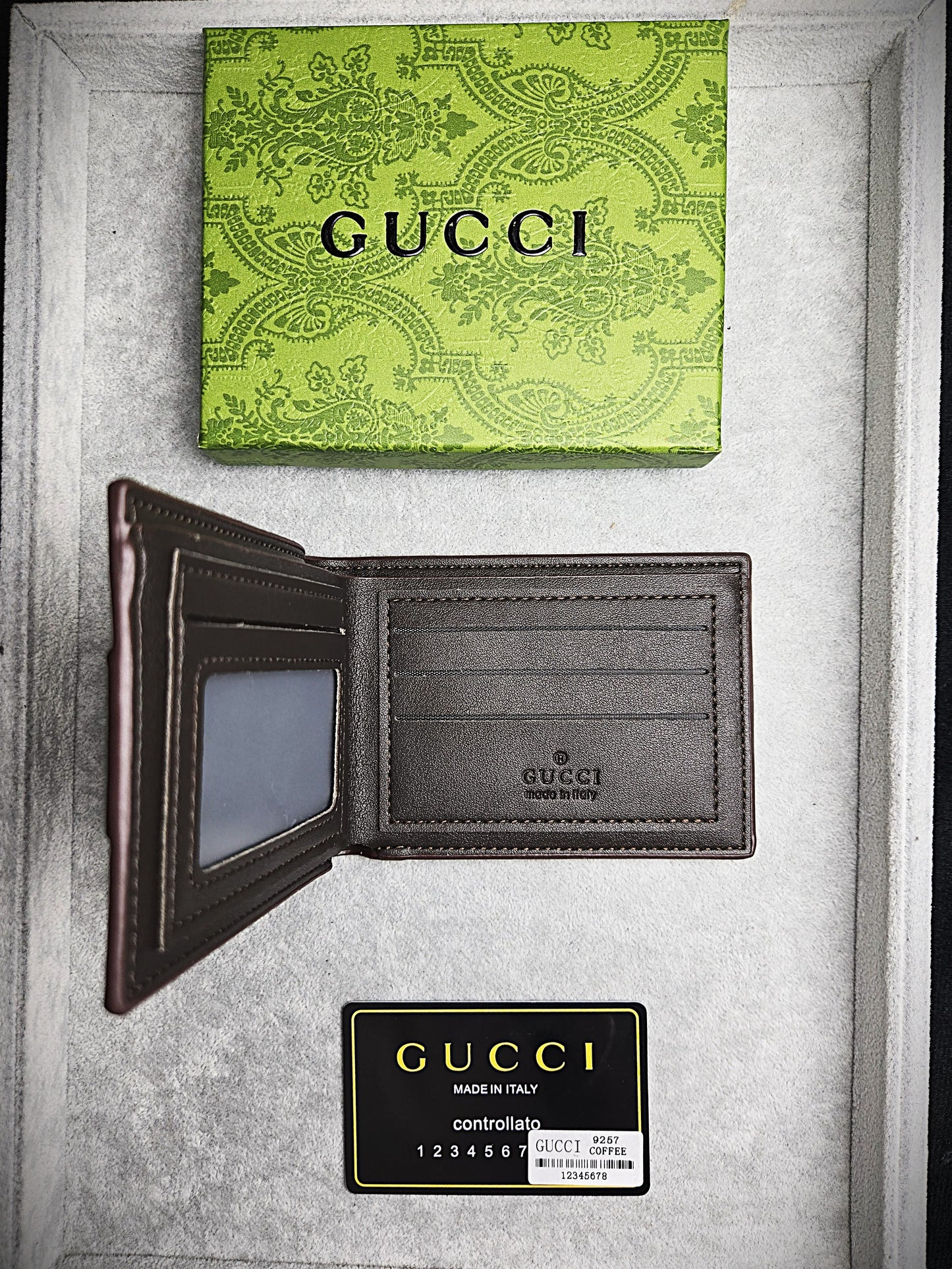 Gucci GG Supreme Wallet